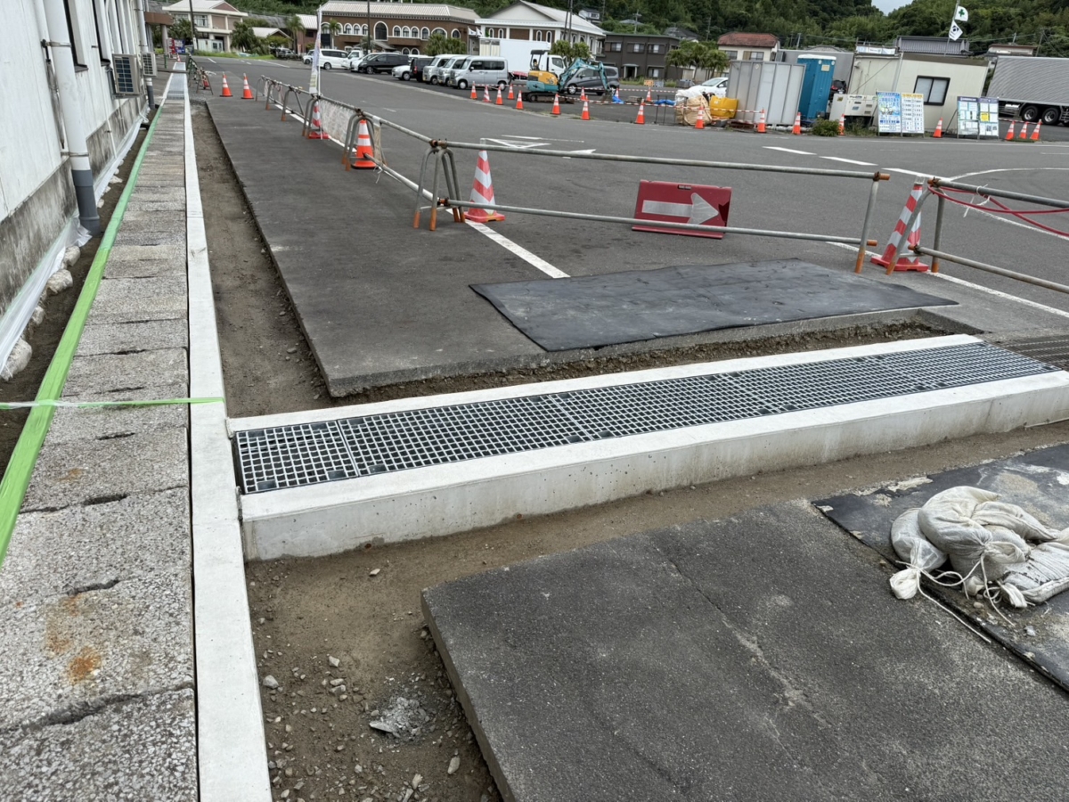 油津漁港臨港道路　災害復旧工事